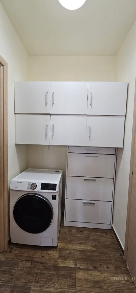 1+1 apartment for rent on Dibra Street!
