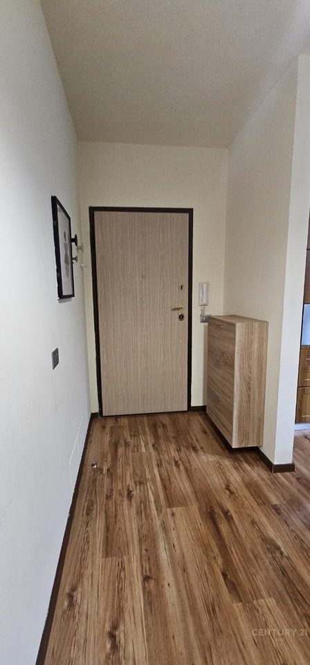 1+1 apartment for rent on Dibra Street!