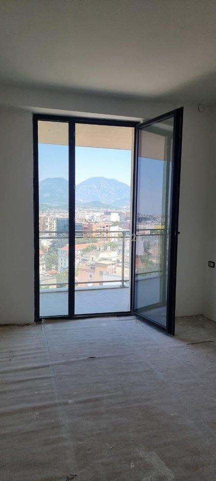 MY SHOP, ROOM FOR RENT