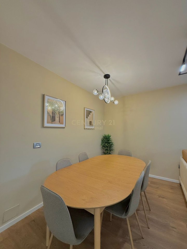 2+1 Apartment for Rent in the Paris Commune, Tirana - 1000€ | 103 m²