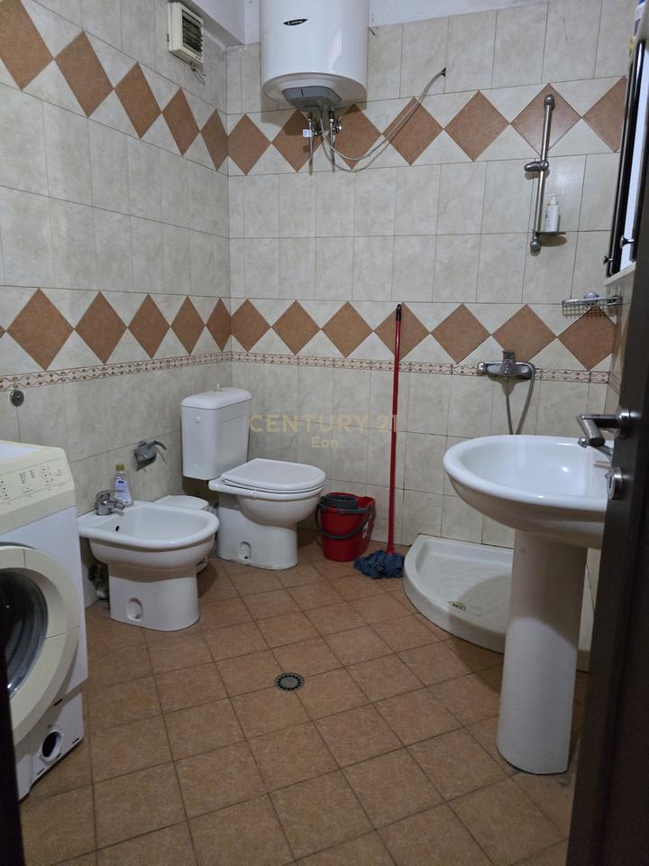 In Affitto Appartamento 2+1+2 a Durrës!