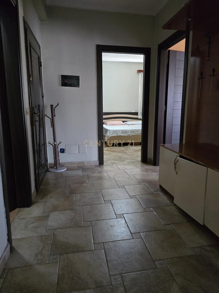 In Affitto Appartamento 2+1+2 a Durrës!