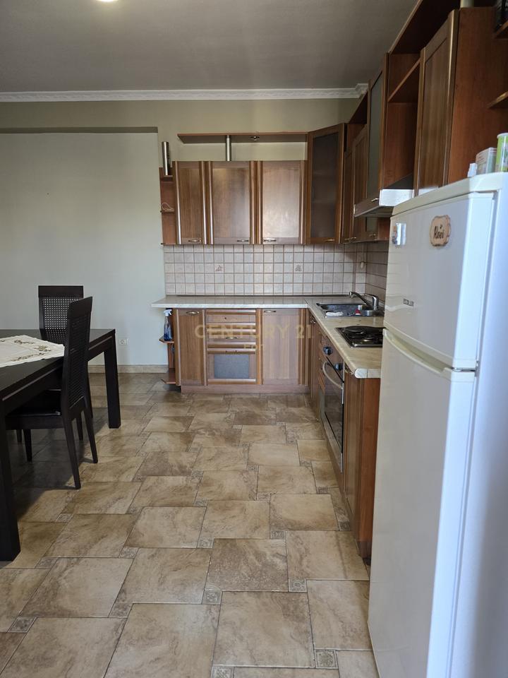 In Affitto Appartamento 2+1+2 a Durrës!