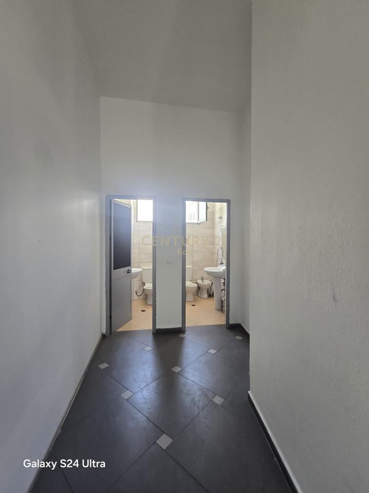 500m2 Space for Rent in Shkozet, Durrës, on Main Road!