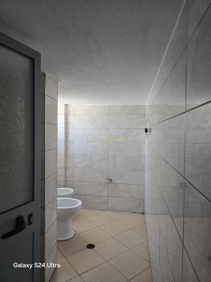 500m2 Space for Rent in Shkozet, Durrës, on Main Road!