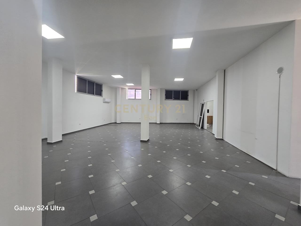 500m2 Space for Rent in Shkozet, Durrës, on Main Road!