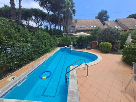 Villa with Pool for Sale in Qerret, Durrës !!
