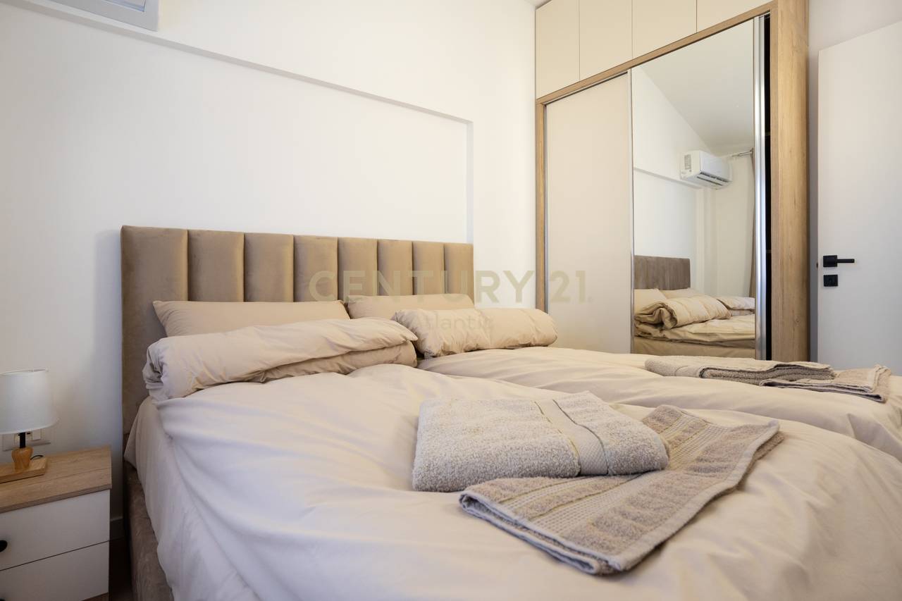 Apartament 2+1 me pamje deti për Shitje në Golem