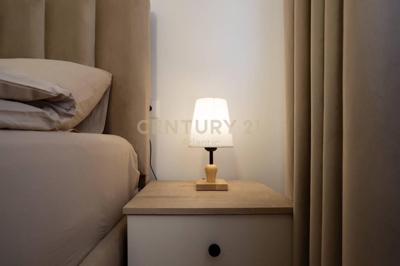 Apartament 2+1 me pamje deti për Shitje në Golem