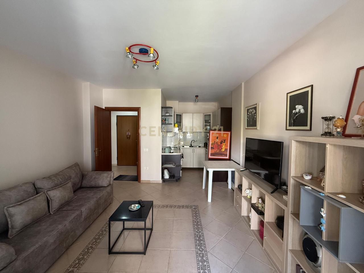 SHITET APARTAMENT 1+1 NE VIJE TE PARE ME SUPER PAMJE NGA DETI, TEK SHKEMBI I KAVAJES !!!