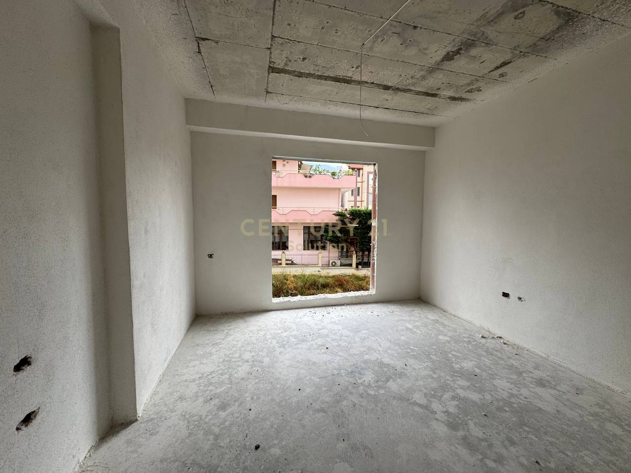 SHESIM APARTAMENT 2+1+2 PRANE PORCELANIT!