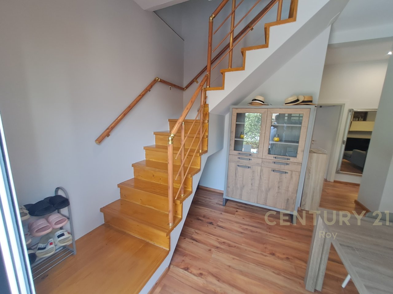 Villa with Pool for Sale in Qerret, Durrës !!