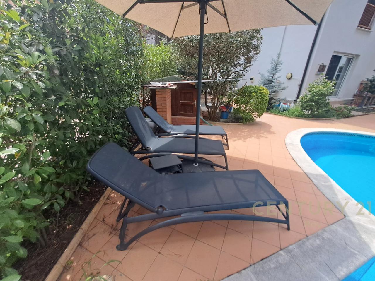 Villa with Pool for Sale in Qerret, Durrës !!
