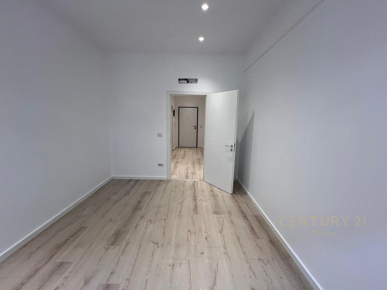 I rent a 2+1 apartment on Dibra Street!
