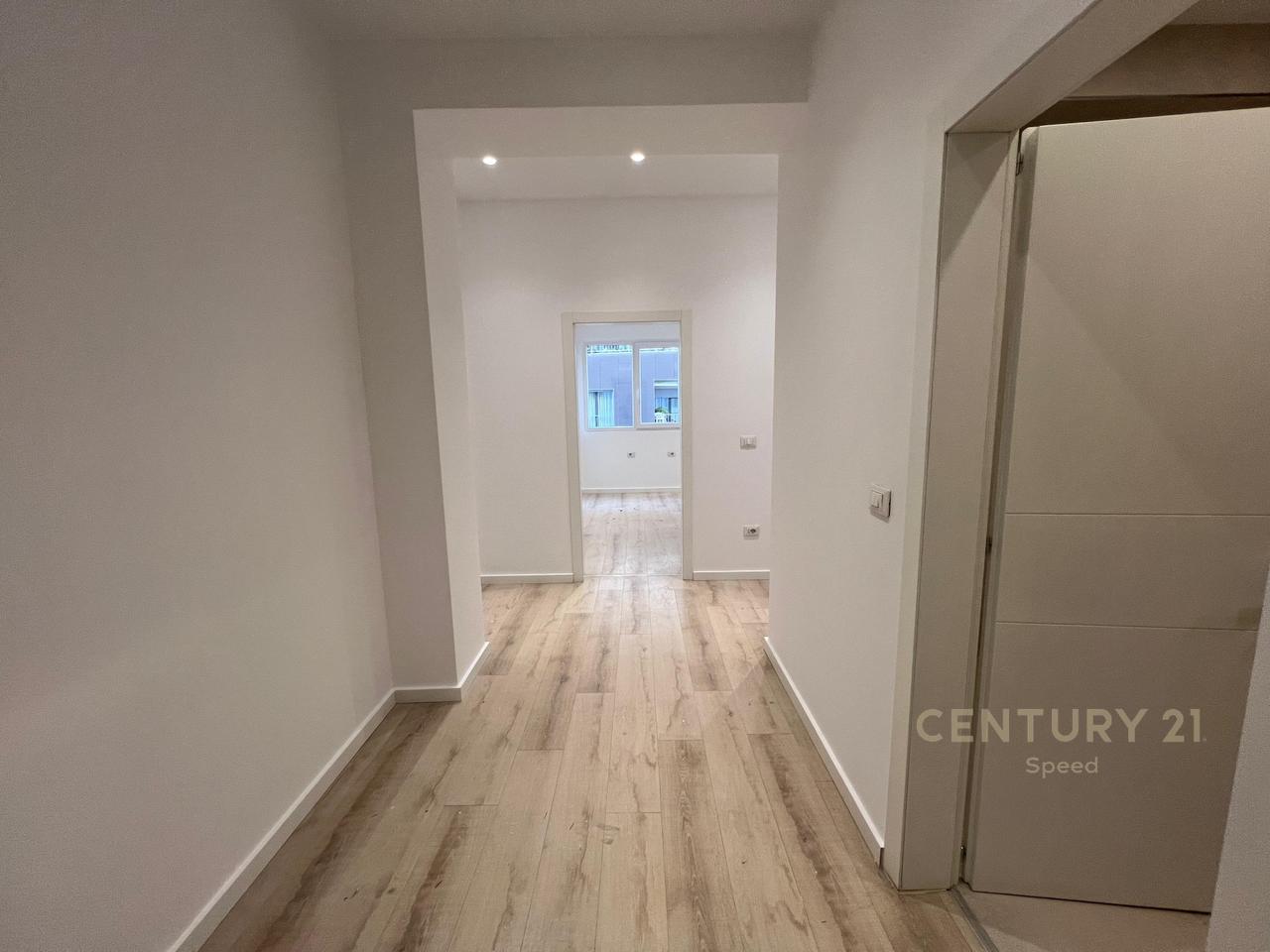 I rent a 2+1 apartment on Dibra Street!