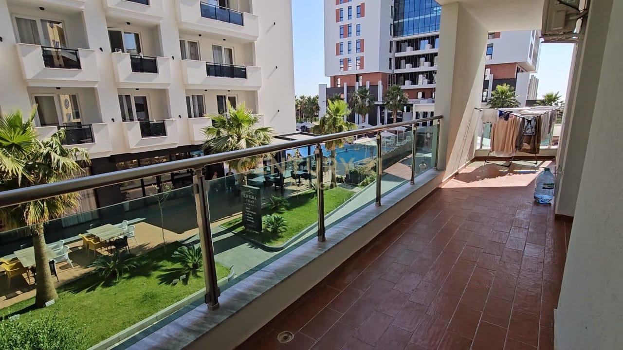 For sale 2+1+2 apartment with sea view, near Hotel Wilson, Shengjin.
