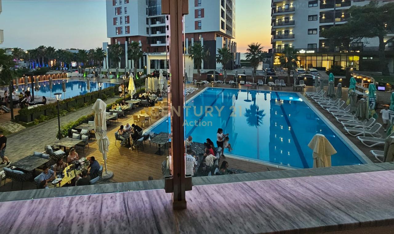 For sale 2+1+2 apartment with sea view, near Hotel Wilson, Shengjin.