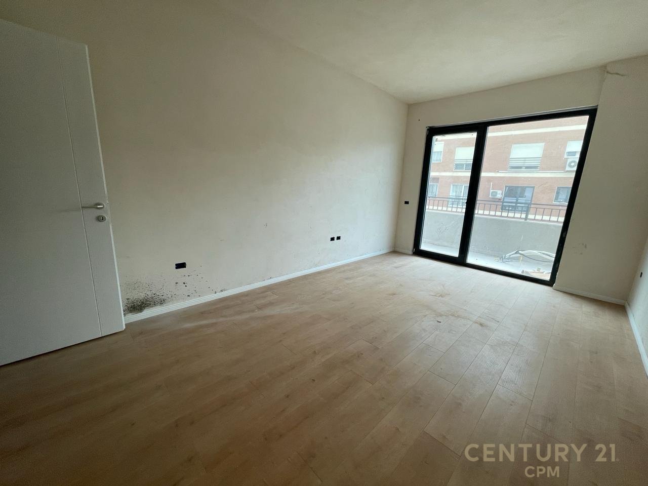 SHESIM APARTAMENT 1+1 TEK LIQENI I THATE