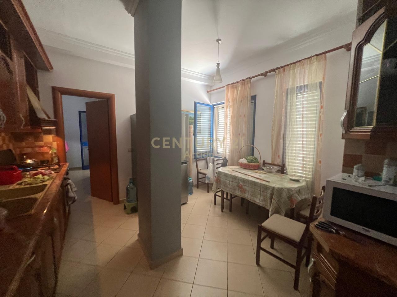 Attico in vendita al 5° piano di Mali i Robit!