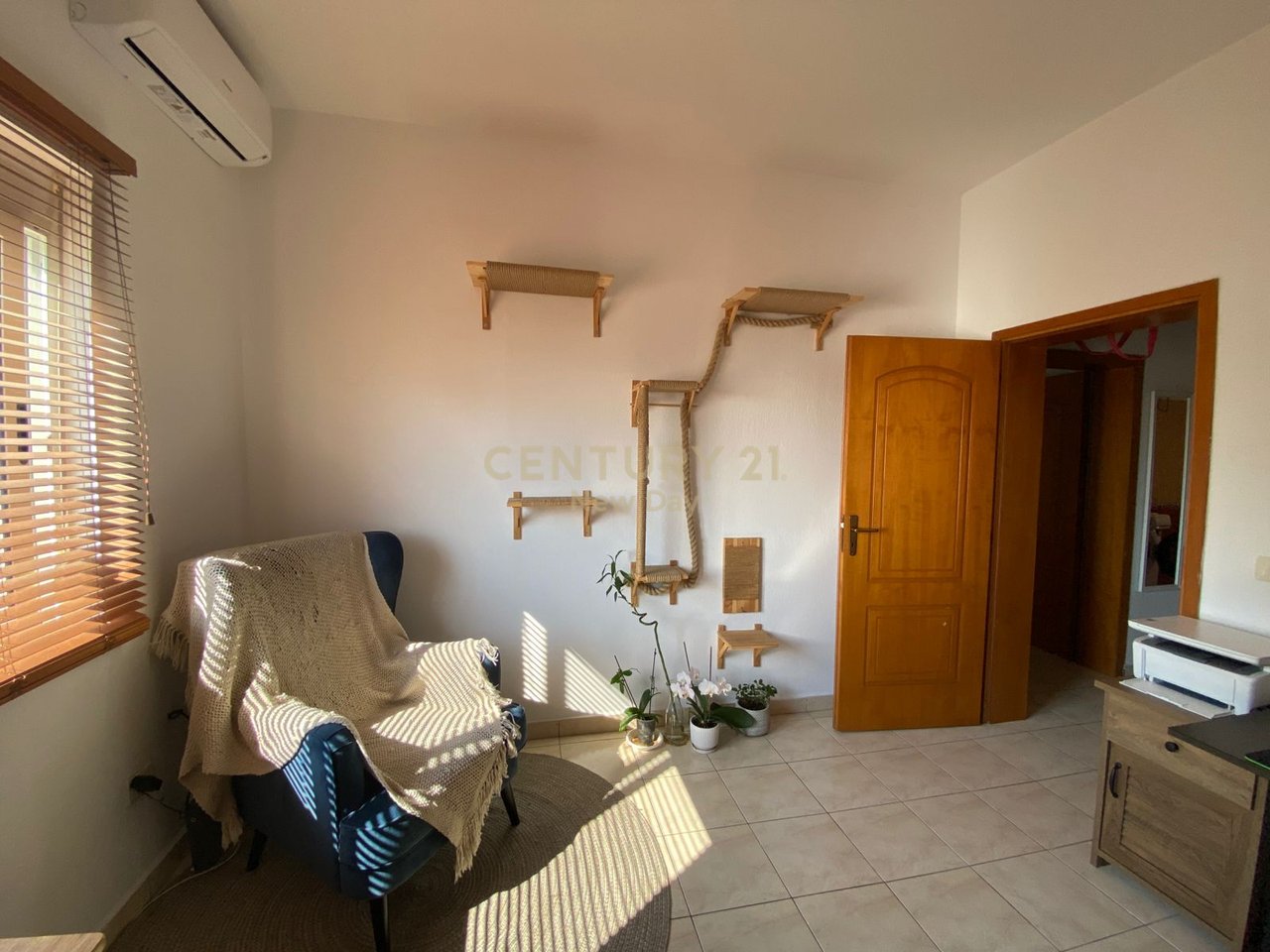 SHITET APARTAMENT 2+1 NE PLAZH, ILIRIA!