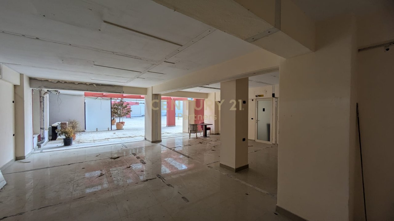 SPACE FOR SALE FOR 2+1 APARTMENT, 2nd FLOOR, KAMZA TURN