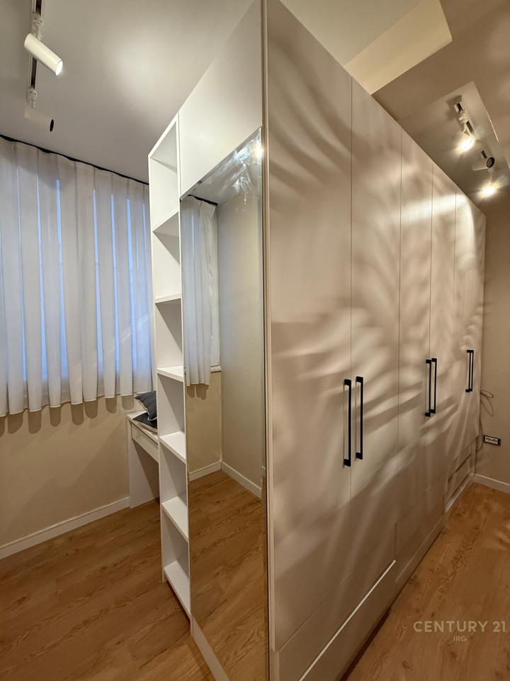 Apartment 2+1+2 for sale in Shkoze!