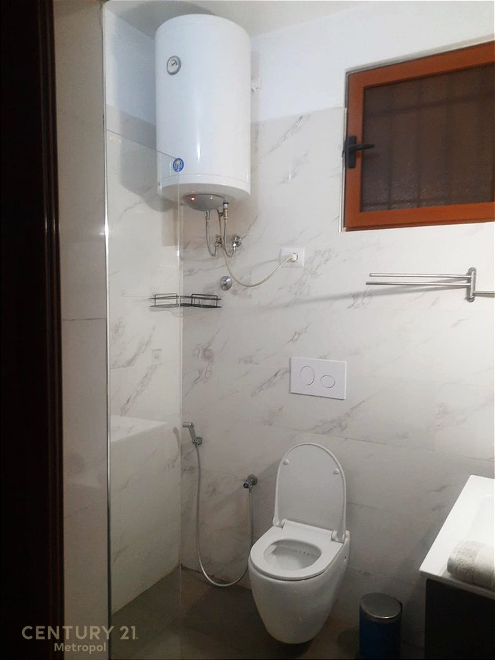 Private House 3+1 for Rent, Zogu 1 Boulevard