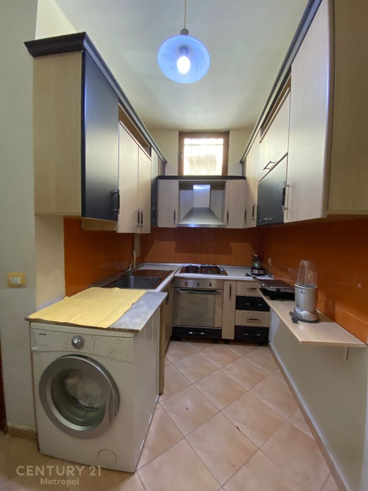 Private House 3+1 for Rent, Zogu 1 Boulevard