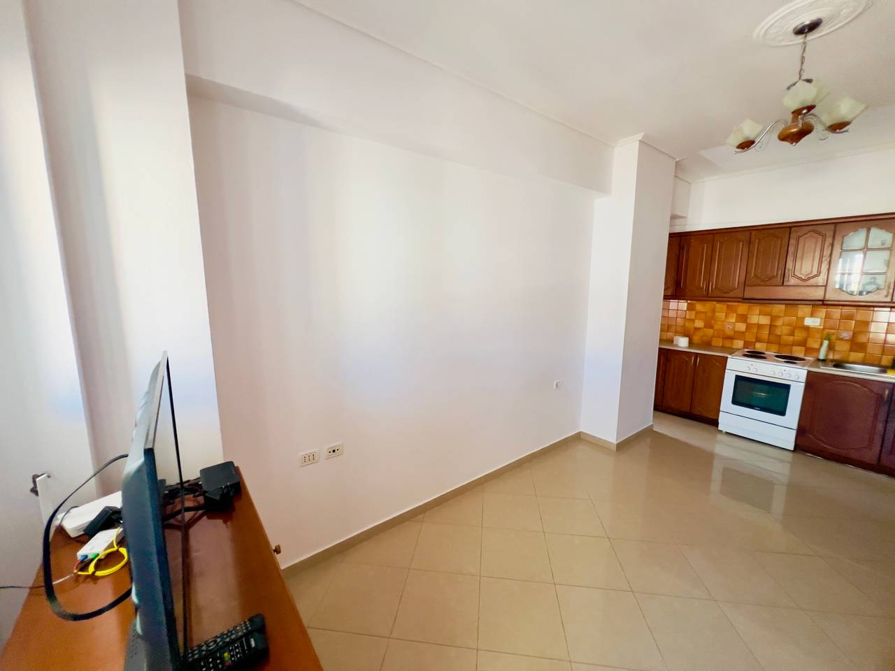 1+1 Apartment in Sarandë!