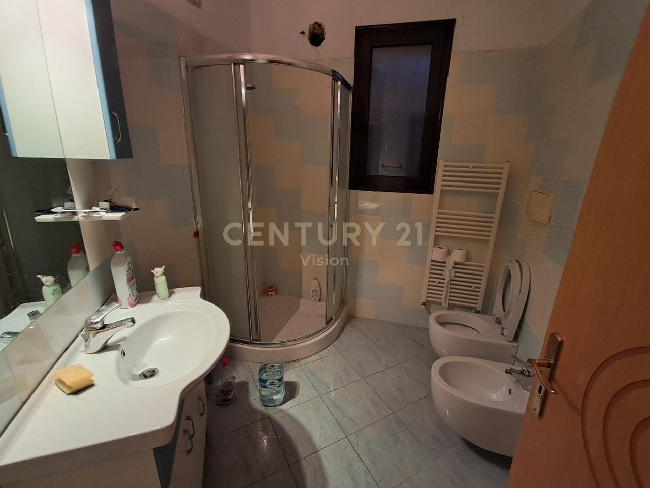 4-Storey Villa + land for rent in the center of Shiroka - 1000 m²