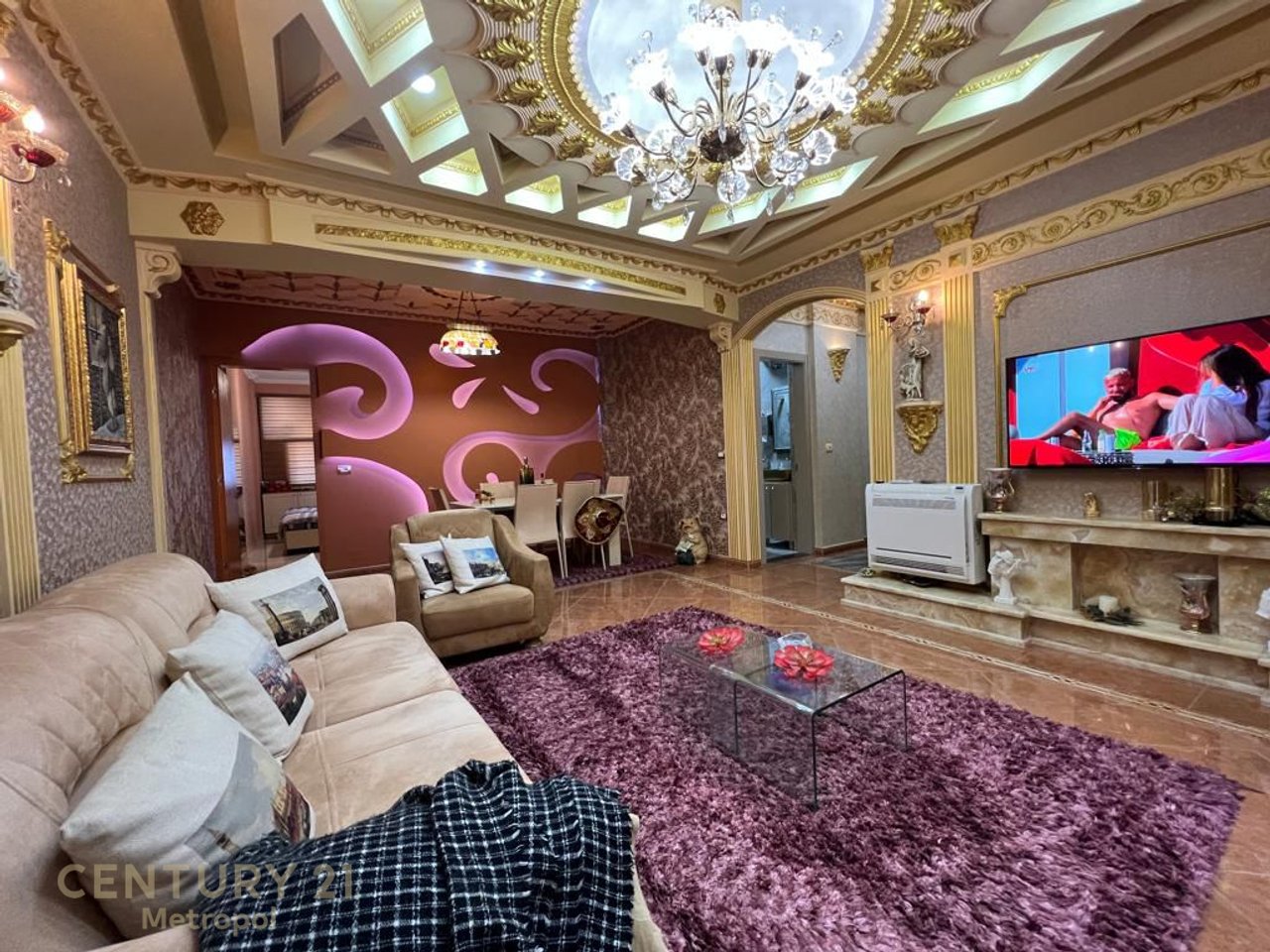 Shitet apartament 3+1+2 tek Rezidenca Kodra e Diellit 1.