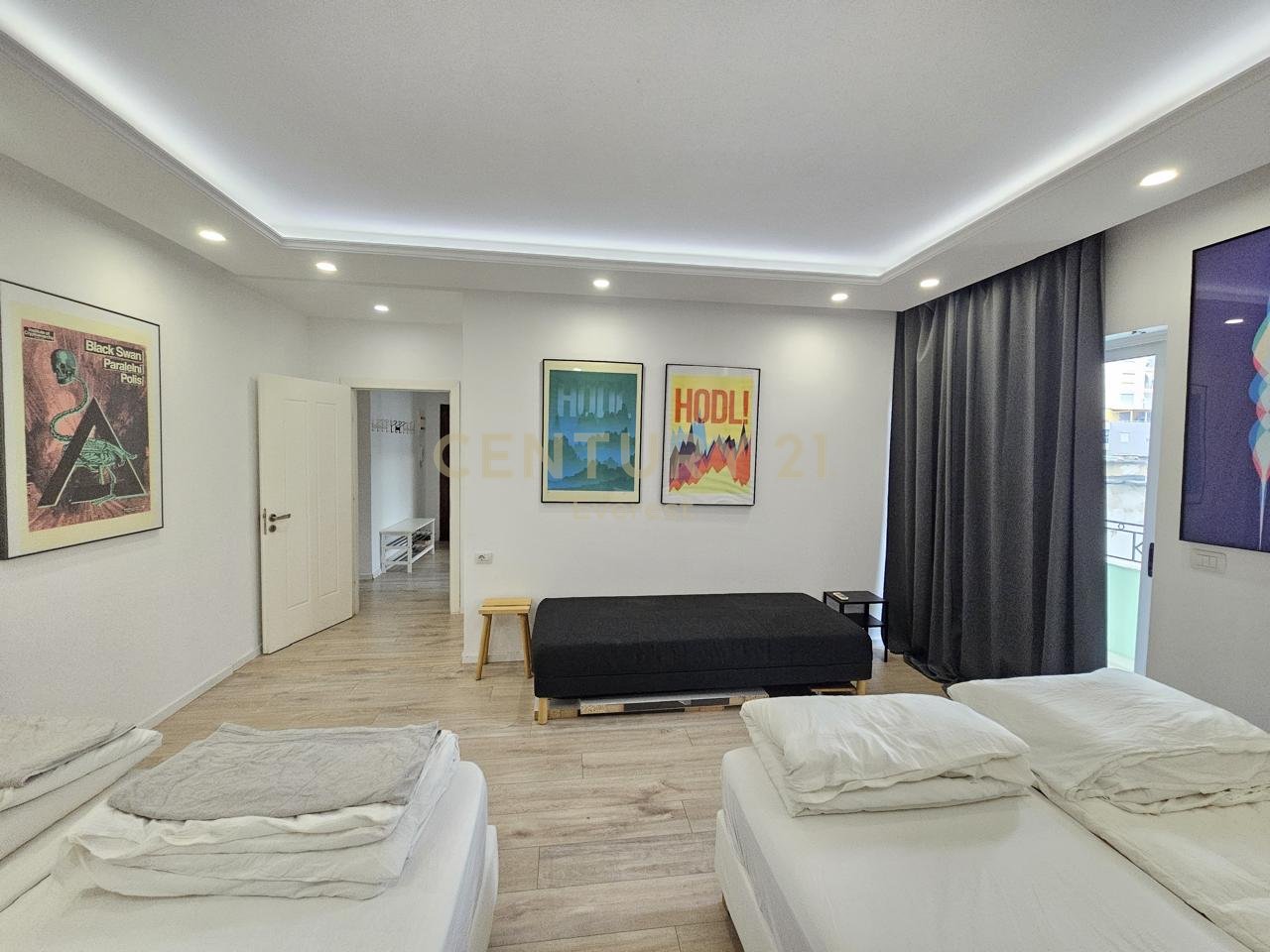WILLSON SQUARE, APPARTAMENTO UFFICIO IN AFFITTO