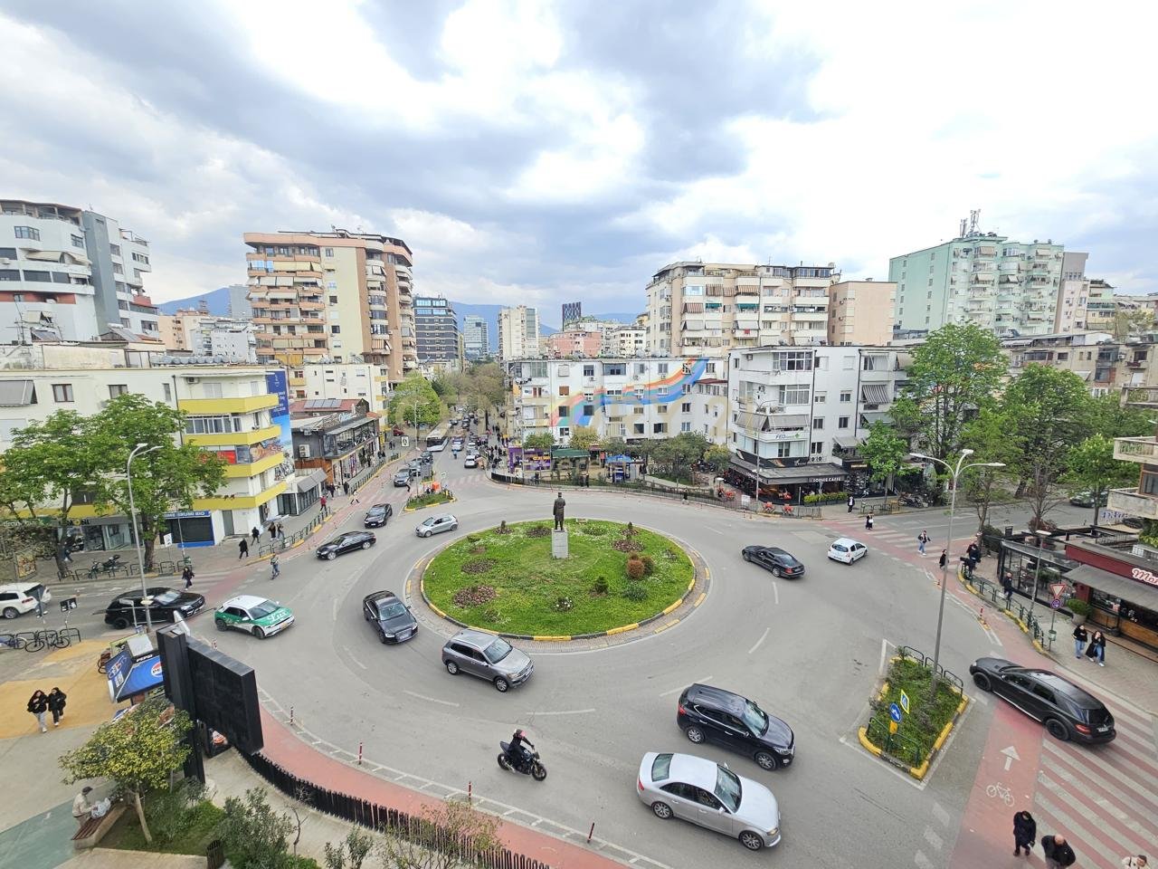 WILLSON SQUARE, APPARTAMENTO UFFICIO IN AFFITTO