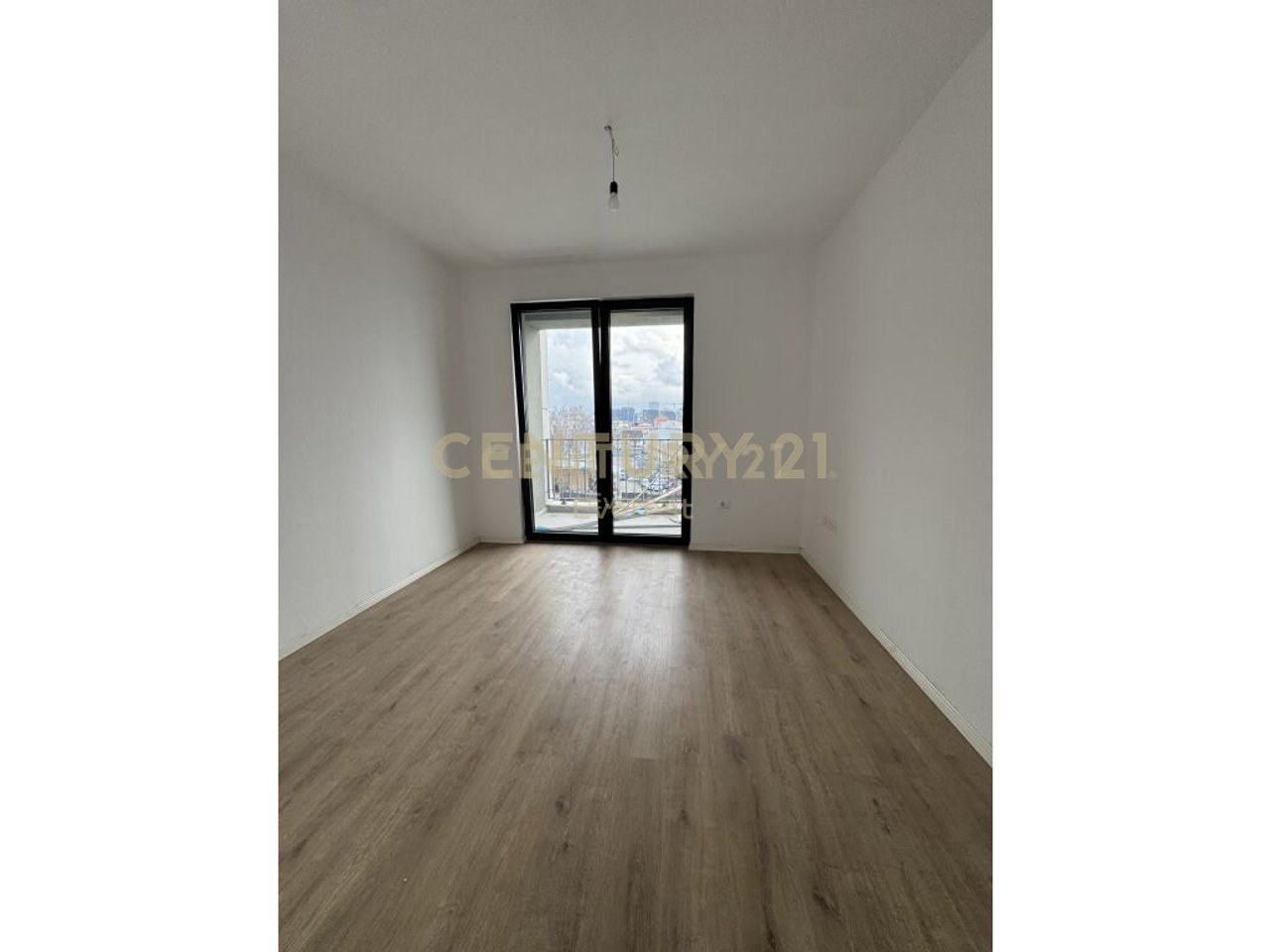 NEW BOULEVARD, OFFICE FOR RENT