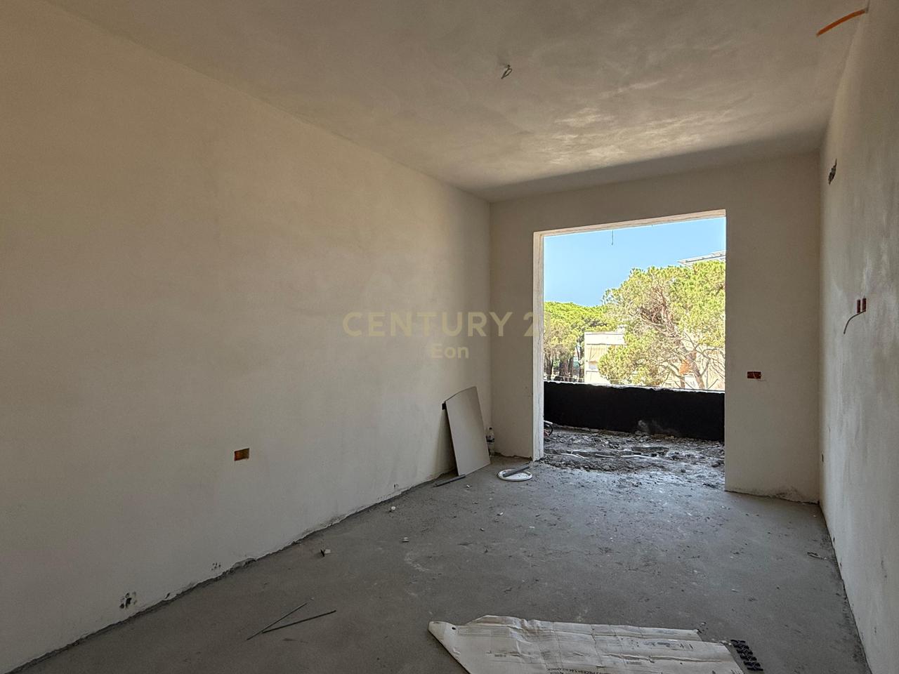 SHITET APARTAMENT TEK REZIDENCA MONTEVIDEO NE MALIN E ROBIT !
