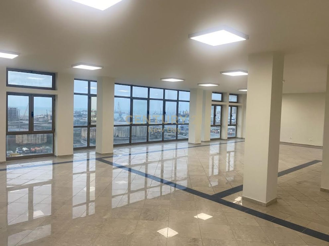 Spazio con vista mare in affitto