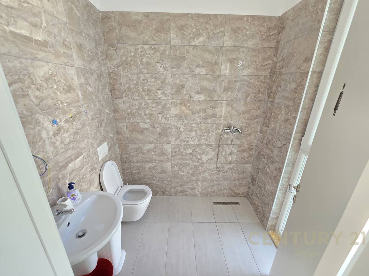 3+1+2 Apartment for Rent Behind Square 21 (For offices or residence)