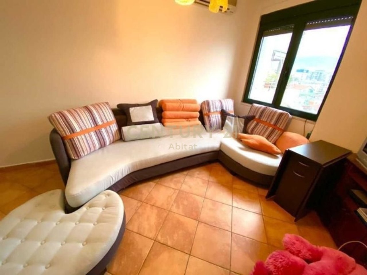 We are renting a 1+1 apartment on Kavaja Street.