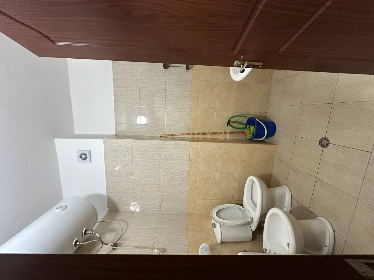 Si affittasi 1+1 vicino alla stazione ferroviaria.