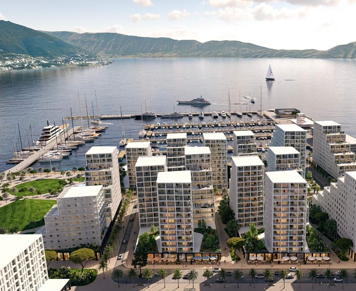 APARTAMENT  1+1 ME PAMJE ANSORE DET DHE POST PARKIM, PER SHITJE,TEK VLORA MARINA!