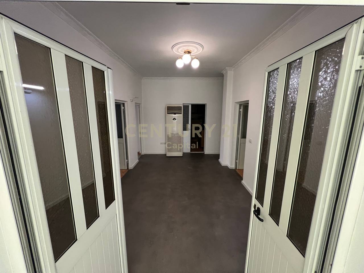 Premises for Rent in Lapraka, Tirana - €1800 | 217.70 m²