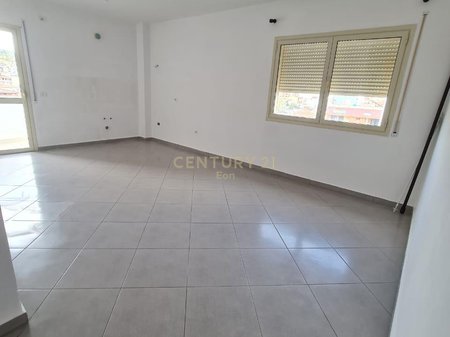 1+1 APARTMENT FOR RENT IN DURRES!