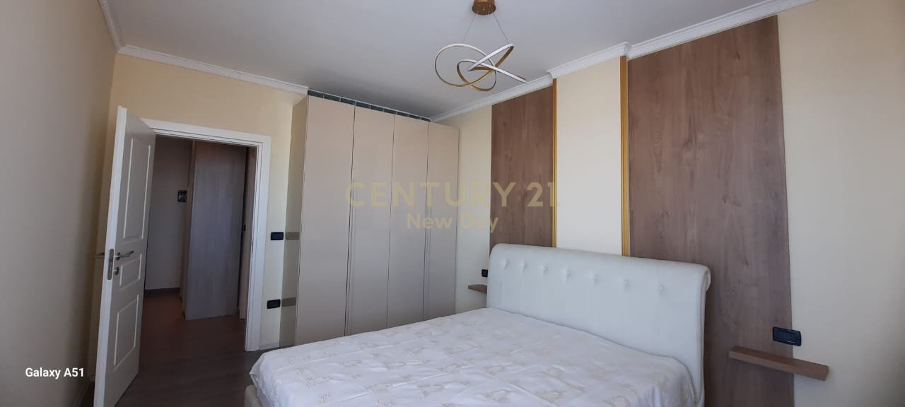 Apartament 2+1 Me Qira në Ish-URT, Durrës - 450€ | 100 m²