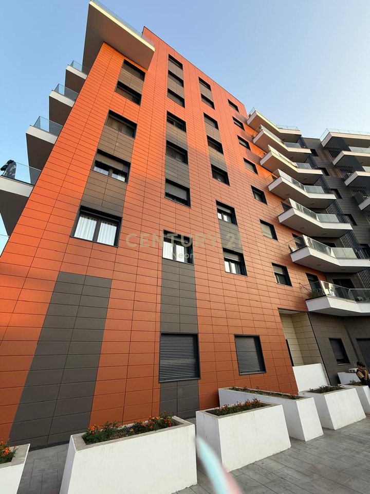 Shitet Apartament 2+1+2 Te  Kodra e Diellit – Ndërtim i Ri 2024