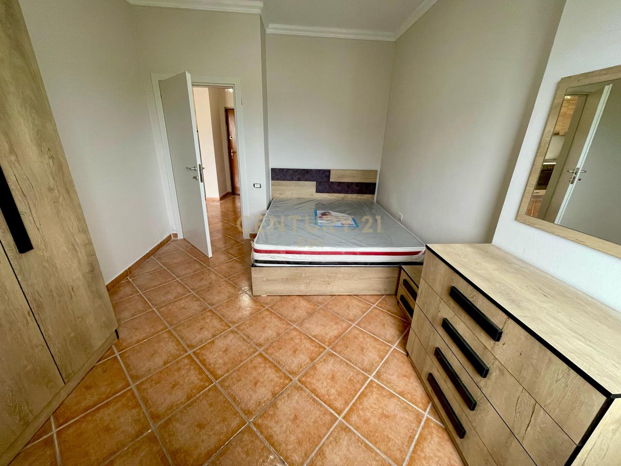 APPARTAMENTO CON VISTA MARE 1+1 IN VENDITA, SHKEMBI I KAVAJES!