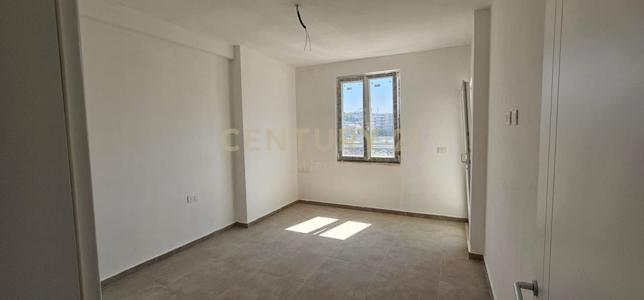 Apartament 1+1 Në Shitje në Golem prane hotel flower , Durrës - 82,901€ | 63.77 m²