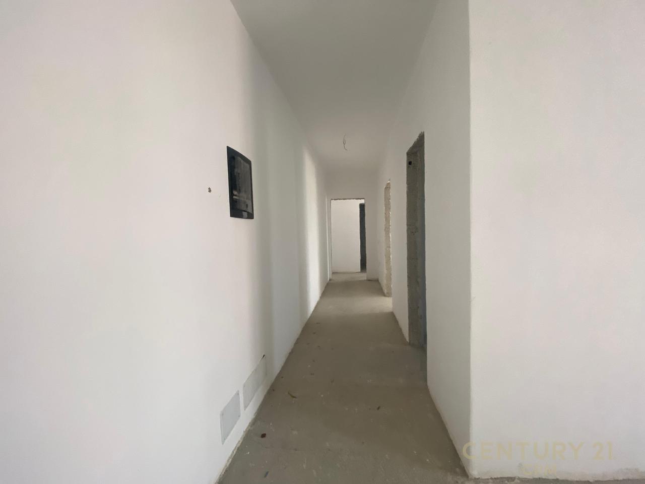 TEK SHESHI SHQIPONJA SHESIM APARTAMENT 2+1+2