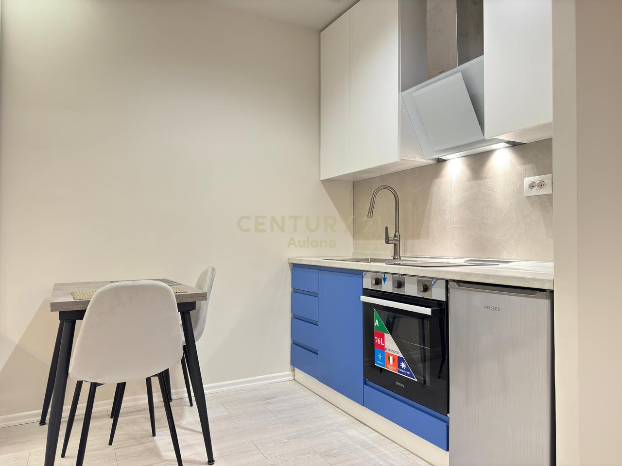 Apartament Garsoniere për Shitje në Lungomare