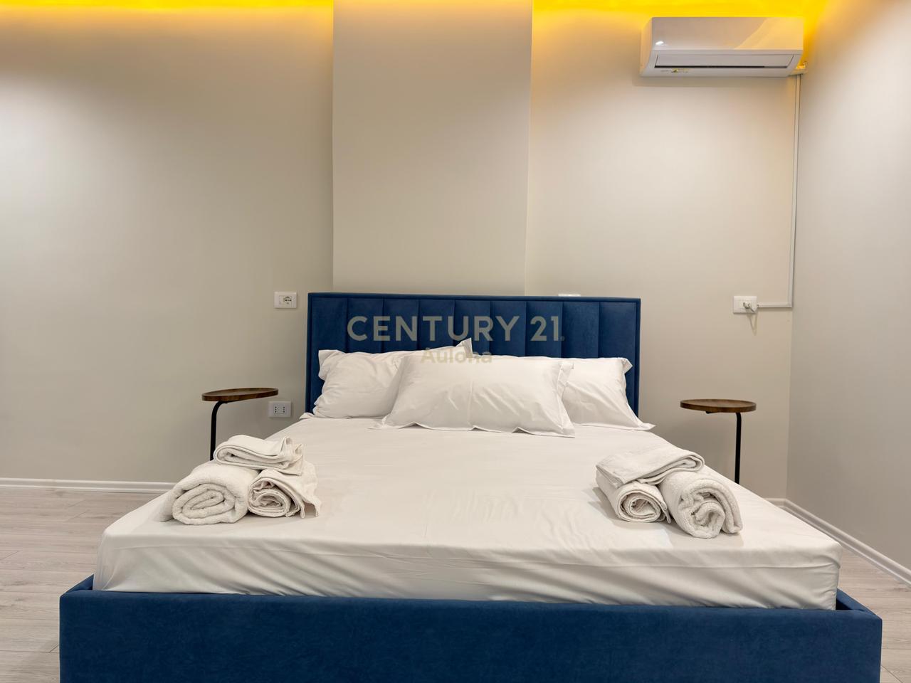 Apartament Garsoniere për Shitje në Lungomare