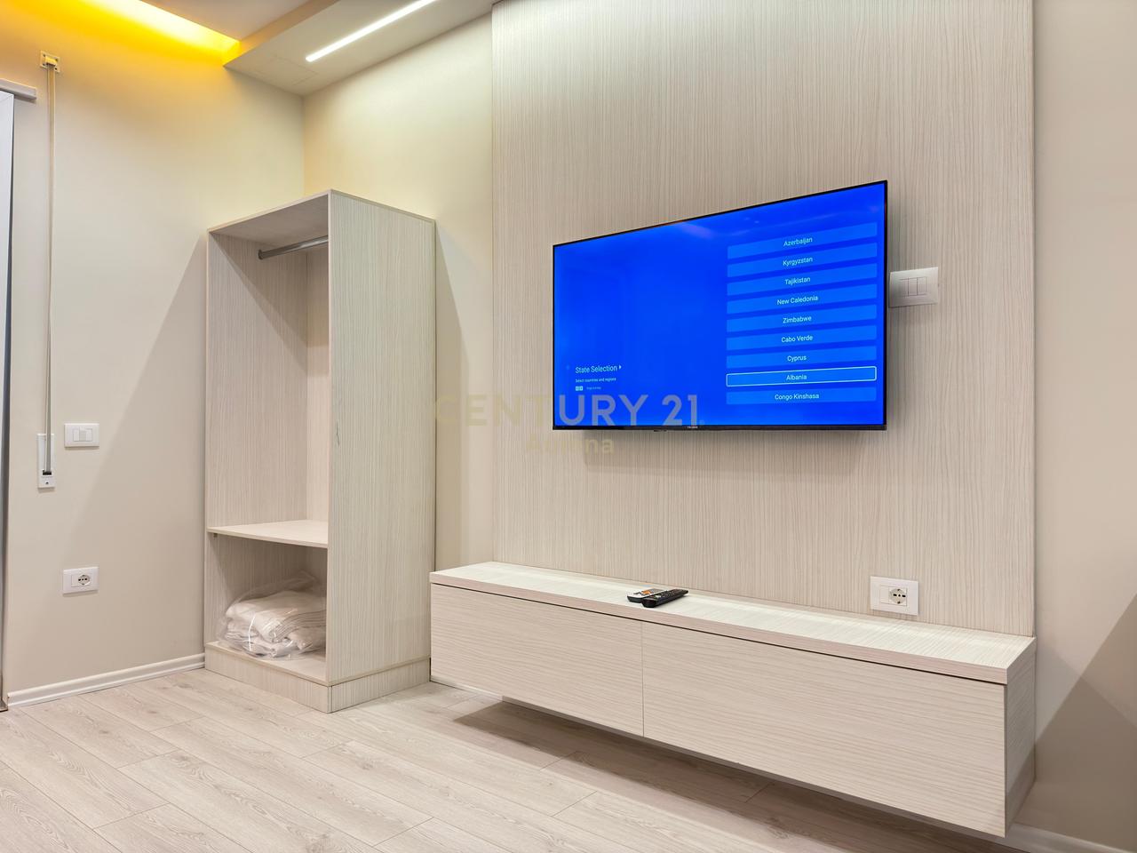 Apartament Garsoniere për Shitje në Lungomare